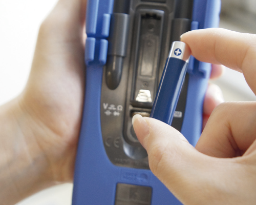 DT4221供电仅需1节5号电池